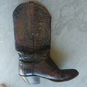 lucchese women s boots